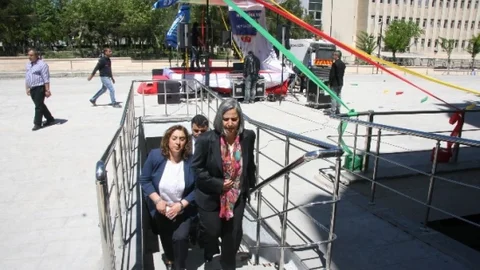 Diyarbakır'da Yeni Otopark Hizmete Girdi