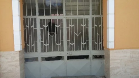 Tekirdağ'da Okul Camları Kırıldı