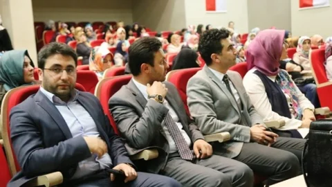 KO-MEK'ten Aile İletişimi Semineri