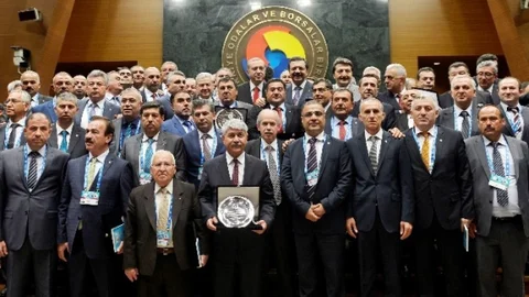 Nizip'te Hizmet Şeref Belgesi Töreni