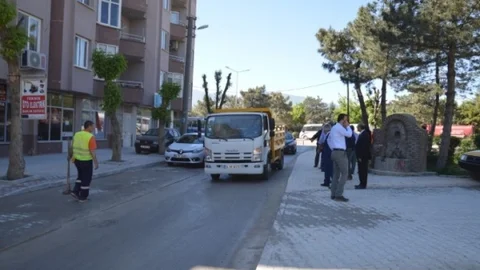 Orhangazi Caddeleri Temizleniyor