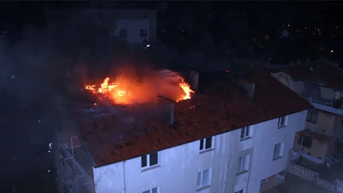 Demirci'de Dernek Binası Yangını