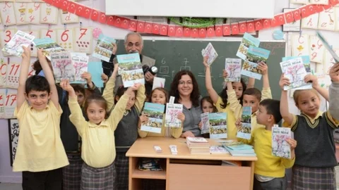 Kitap Dağıtımı Gerçekleşti