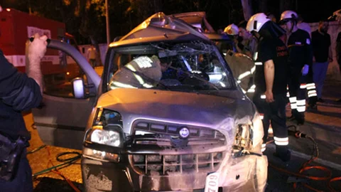 İzmir Bayraklı'da Trafik Kazası