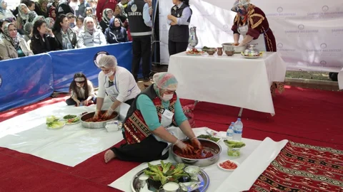 Şahinbey'de Yağlı Köfte Yarışması