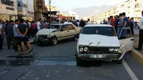 Bacanak Kavgası İskenderun Trafiğini Karıştırdı