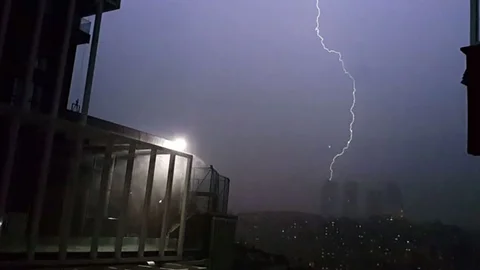 İstanbul'a Yağmur Geldi, Etkisi Artıyor