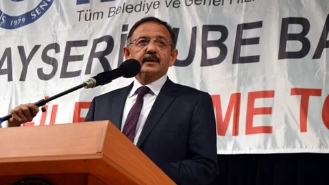 Kemal Kılıçdaroğlu'nun Maaşına Haciz Kondu
