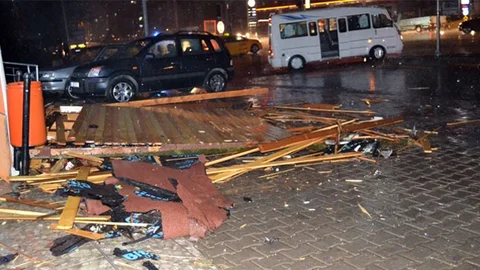 Karamürsel'de Fırtına Sonrası Yaralanma Olayı