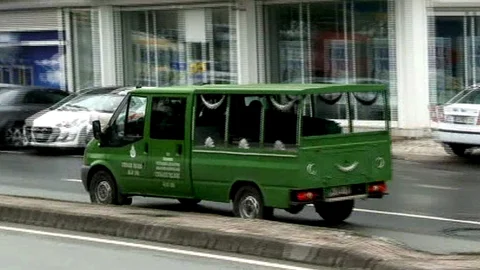 Zeki Alasya'nın Cenazesi Hastaneden Alındı