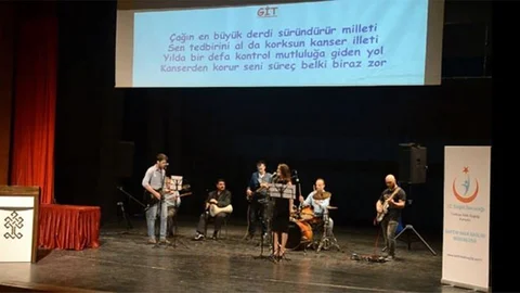 Bartın'da Sağlık Çalışanları Müzik İle Kanserle Mücadele Ediyor
