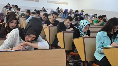 Hoca Ahmet Yesevi Üniversitesi'nde Atamalar Yapıldı