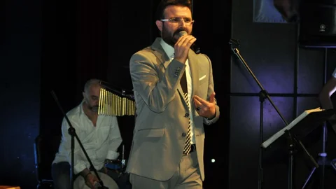 Bedirhan Gökçe Tarsus'ta Duygusal Anlar Yaşattı