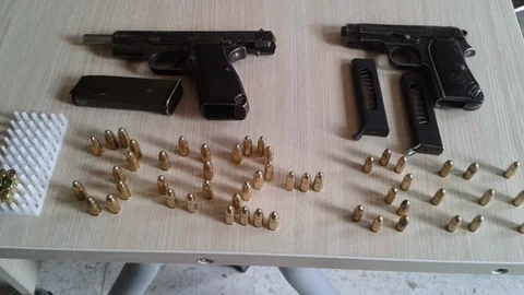 Manisa'da Ruhsatsız Silah Ele Geçirildi