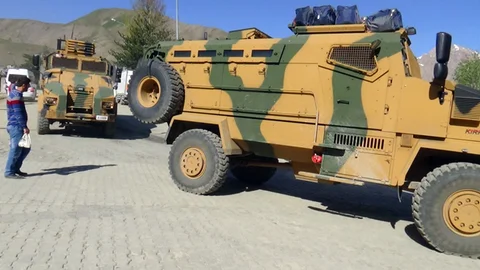 Hakkari'de Askeri Yoğunluk Artıyor
