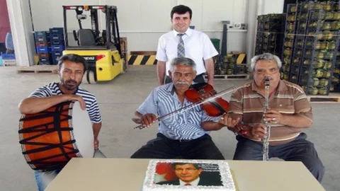 Mersin'de Davul Zurnalı Gönderme