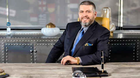 Levent Uysal'dan Yenilikçi Mesajlar