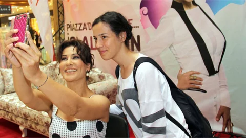 İclal Aydın Kahramanmaraş'ta Annelerle Buluştu