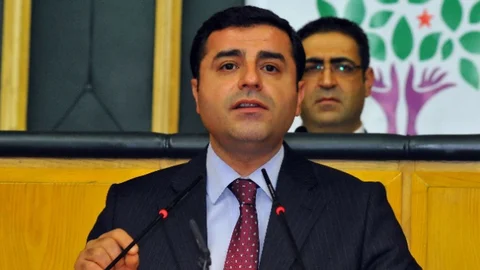 Selahattin Demirtaş'tan Davutoğlu'na Yanıt