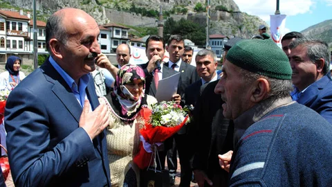 Amasya'da Bakan ile Yaşlı Adamın Diyaloğu