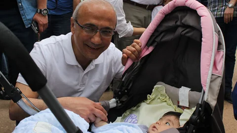 Lütfi Elvan Kadınların Desteği Erkeklerden Fazla!