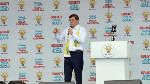 Başbakan Davutoğlu Şanlıurfa'da Duygusal Anlar Yaşadı