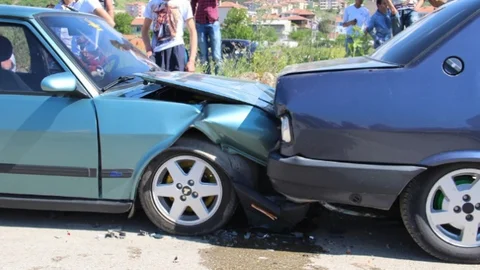 Çanakkale'de Modifiye Araç Kazası