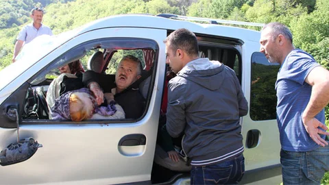 Zonguldak'ta Uçurum Kenarında Kaza: 2 Ölü, 3 Yaralı