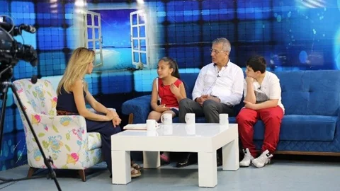 Mezitli'de Başkan Tarhan'ın Canlı Yayın Keyfi