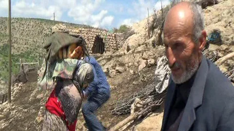 Batman'da Mağarada Yaşayan Çift