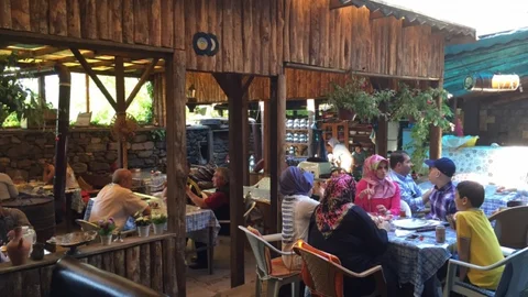 Cumalıkızık’ta Turist Yoğunluğu