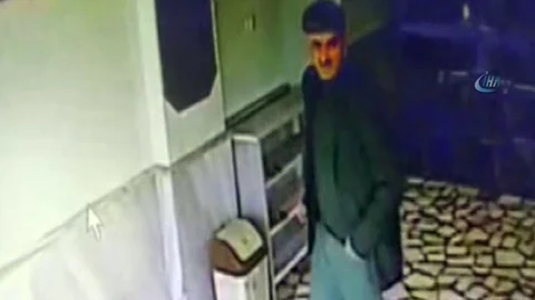 Akyazı'da Camide Hırsızlık Olayı