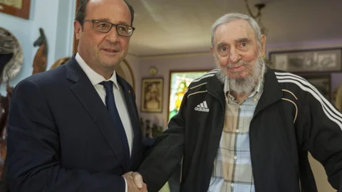 Fransa Cumhurbaşkanı Hollande'dan Ambargo Çağrısı