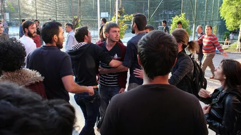 Anadolu Üniversitesi'nde Gerginlik Yaşandı