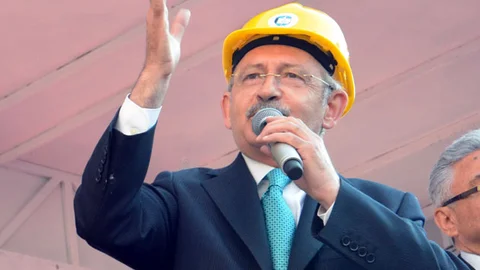 Soma'da 301 Madenci Anıldı