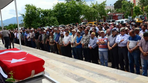 Mersin'de Kaptan İlker Büyükdere Uğurlandı
