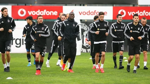 Beşiktaş'ın Manisa Kafilesi Belli Oldu