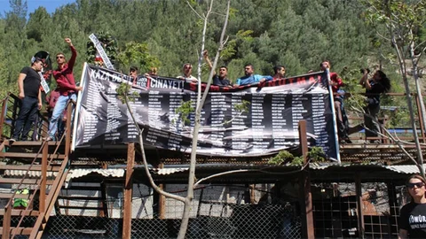 Soma'da Güvenlik Görevlileri Basın Mensuplarına Saldırdı