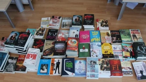 Yalova'da Korsan Kitap Ele Geçirildi