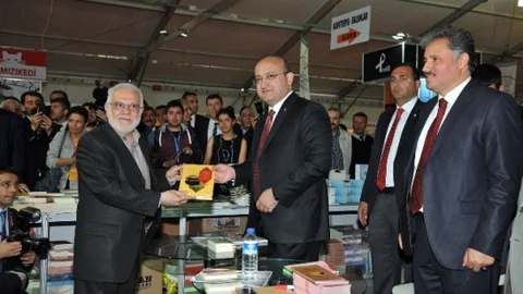 4. Malatya Anadolu Kitap Fuarı Başladı