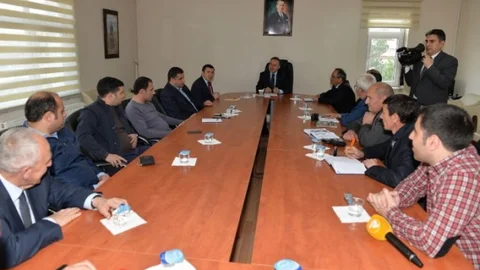 Vali Altıparmak Azerbaycanlı Gazetecileri Ağırladı