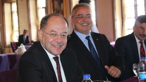 Recep Akdağ'dan Seçim Yorumu