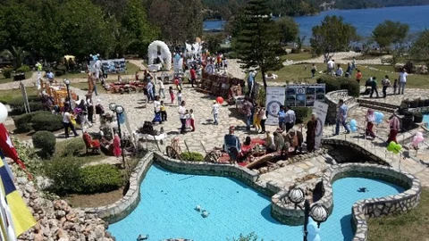 Marmaris'te Bahar Şenliği Coşkusu