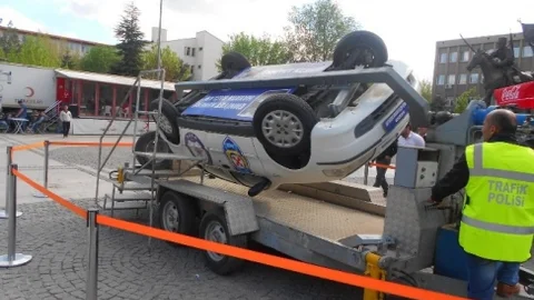 Uşak'ta Emniyet Kemeri Simülasyonu İlgi Görüyor