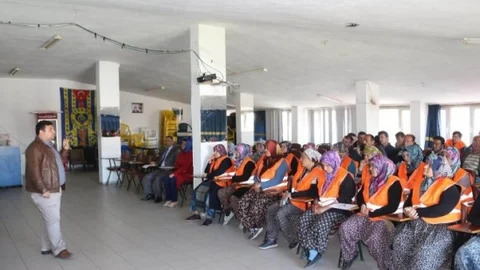 Beyşehir'de İş Sağlığı Eğitimi Verildi