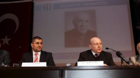 Cemil Cahit Güzelbey Gaziantep'te Anıldı