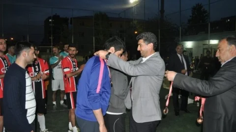 Kurtalan'da Halı Saha Turnuvası Finali