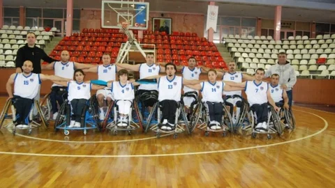Gaziantep Büyükşehir'de Tekerlekli Sandalye Basketbol Heyecanı