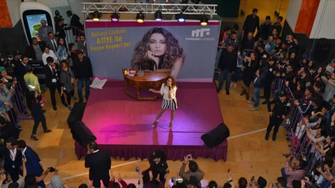 Atiye Kayseri'de Hayranlarıyla Buluştu