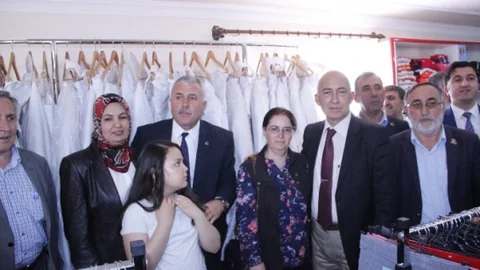 Dörtyol'da Sosyal Market Açıldı